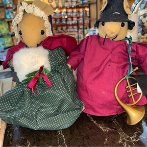 Overly-Raker Caroling Mice 11” Tall Victorian Style 1990’s